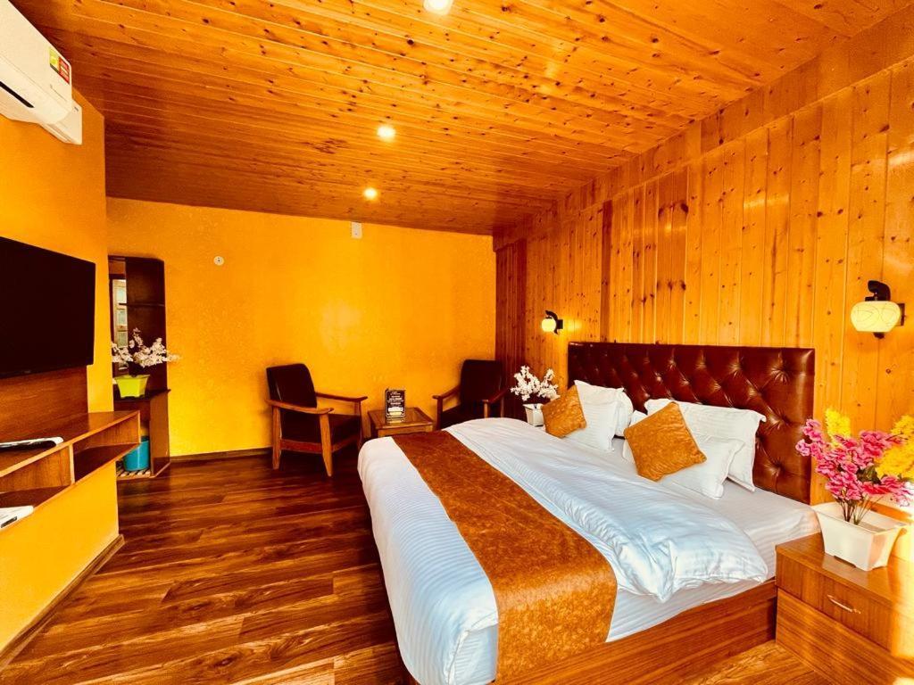 Tata Vista Resort Mall Road Manali - Centrally Heated & Air Cooled Ngoại thất bức ảnh